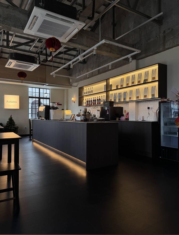 Espresso bar at Autumn café